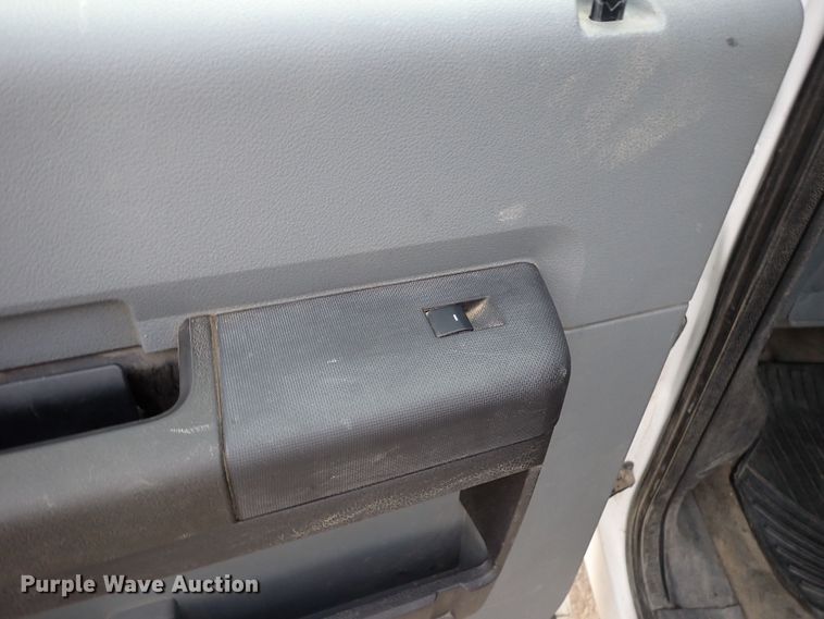 image for item DK1079 2015 Ford F250 Super Duty XL  Crew Cab pickup truck