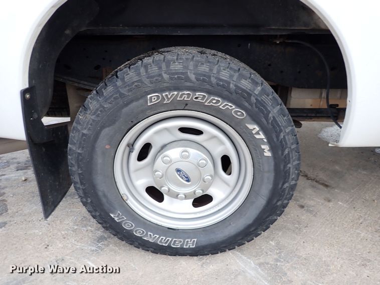 image for item DK1079 2015 Ford F250 Super Duty XL  Crew Cab pickup truck