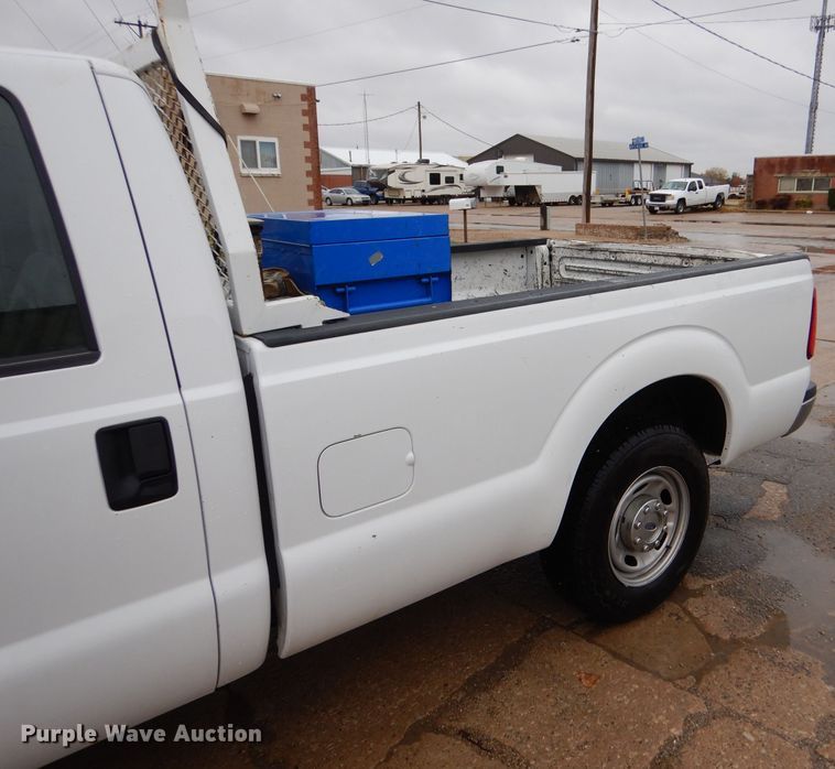 image for item DN5493 2015 Ford F250 Super Duty  Crew Cab pickup truck