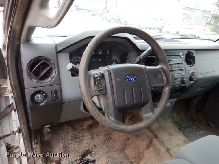 image for item DN5493 2015 Ford F250 Super Duty  Crew Cab pickup truck