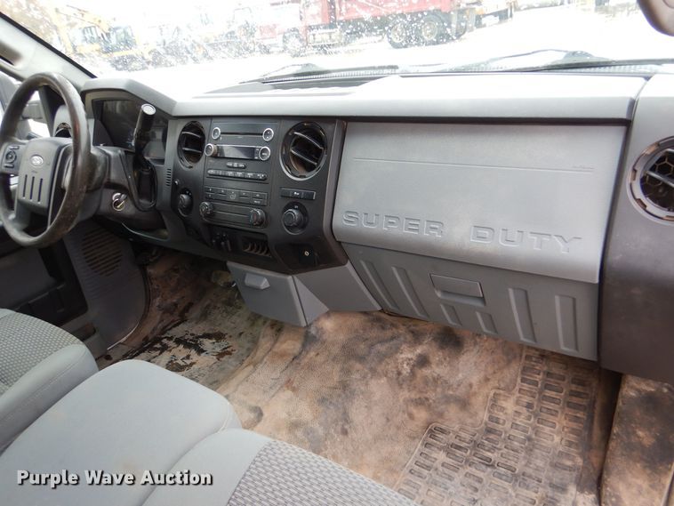 image for item DN5493 2015 Ford F250 Super Duty  Crew Cab pickup truck