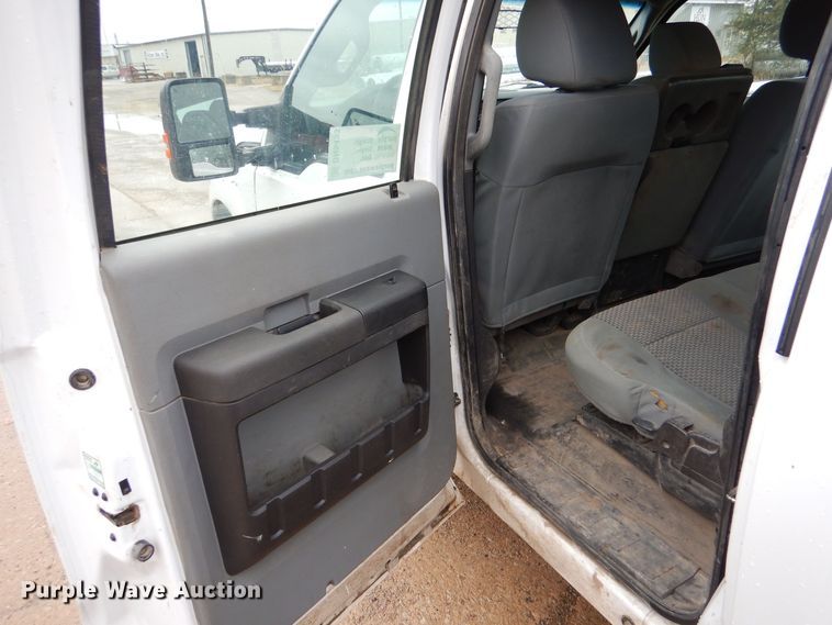 image for item DN5493 2015 Ford F250 Super Duty  Crew Cab pickup truck