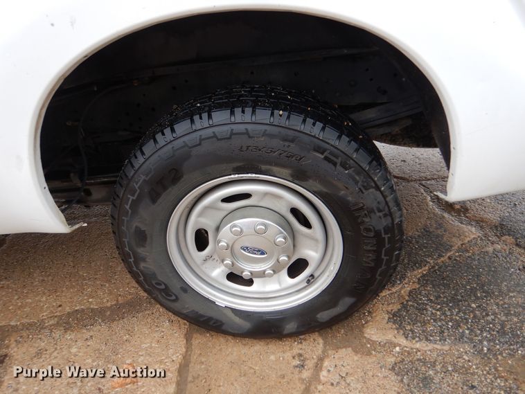 image for item DN5493 2015 Ford F250 Super Duty  Crew Cab pickup truck