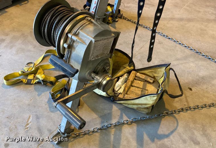 image for item DN6975 DBI/SALA 1850-077  hoist