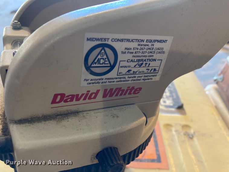 image for item DN6982 Surveying equipment