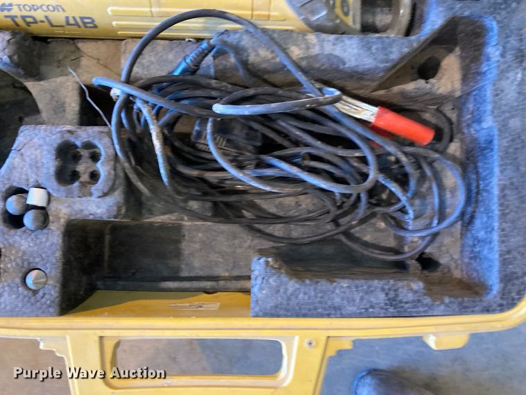 image for item DN6982 Surveying equipment