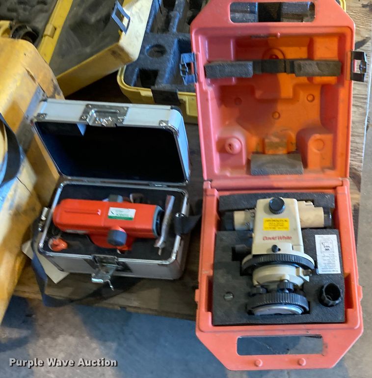 image for item DN6982 Surveying equipment
