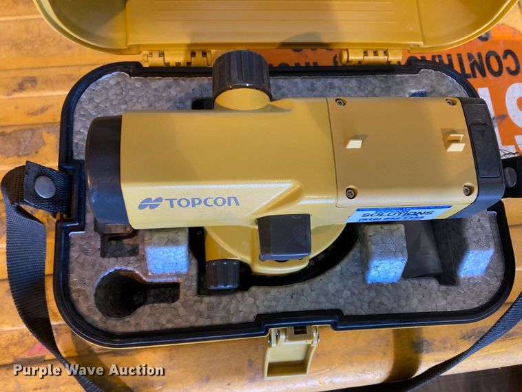 image for item DN6982 Surveying equipment