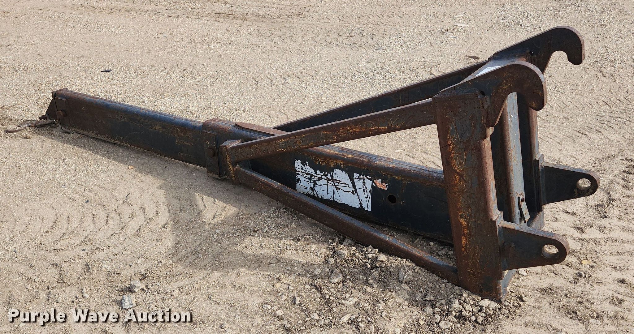 Wheel loader jib in Salina, KS Item DK1032 sold Purple Wave