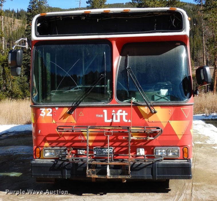 image for item DF8193 2000 Orion  shuttle bus