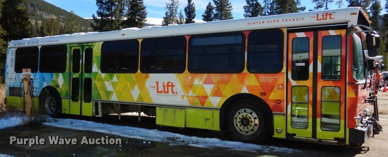 image for item DF8193 2000 Orion  shuttle bus