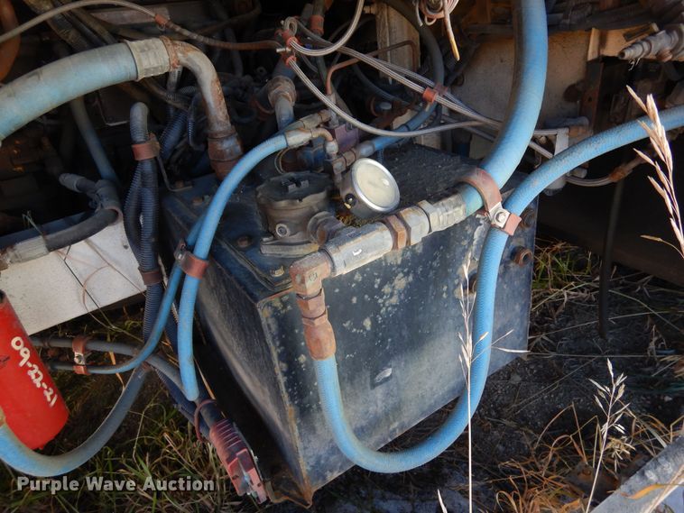 image for item DF8193 2000 Orion  shuttle bus