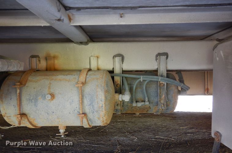 image for item DF8193 2000 Orion  shuttle bus