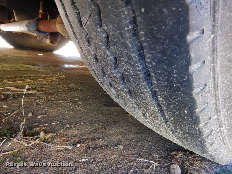 image for item DF8193 2000 Orion  shuttle bus