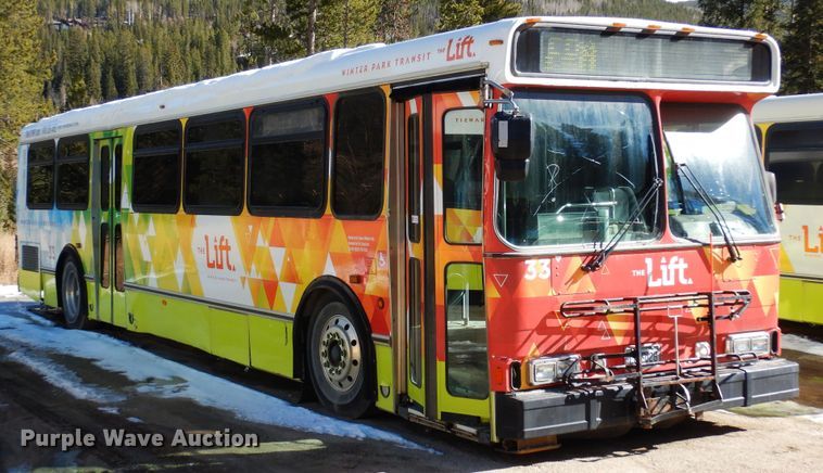 image for item DF8194 2000 Orion  shuttle bus