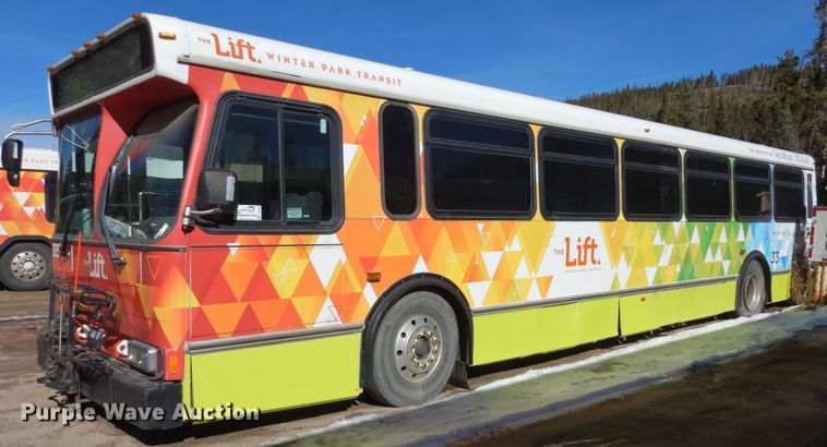 image for item DF8194 2000 Orion  shuttle bus