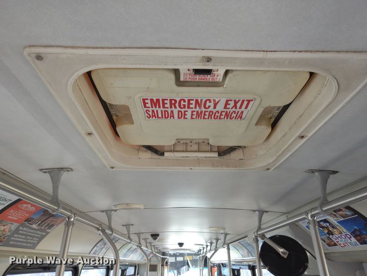 image for item DF8194 2000 Orion  shuttle bus