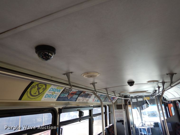 image for item DF8194 2000 Orion  shuttle bus