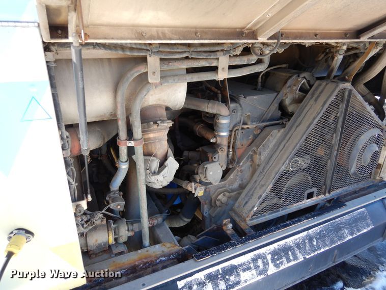 image for item DF8194 2000 Orion  shuttle bus