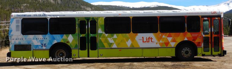 image for item DF8196 2000 Orion  shuttle bus