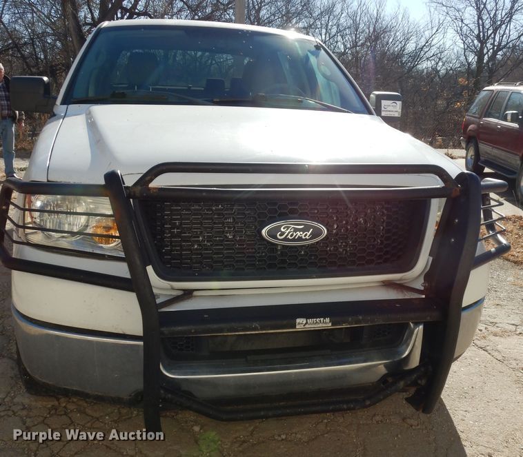 image for item DI6864 2005 Ford F150  SuperCrew pickup truck