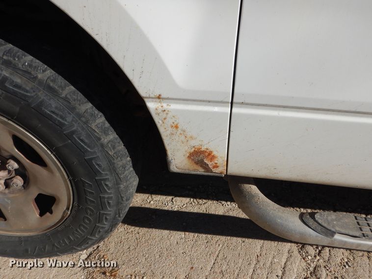 image for item DI6864 2005 Ford F150  SuperCrew pickup truck