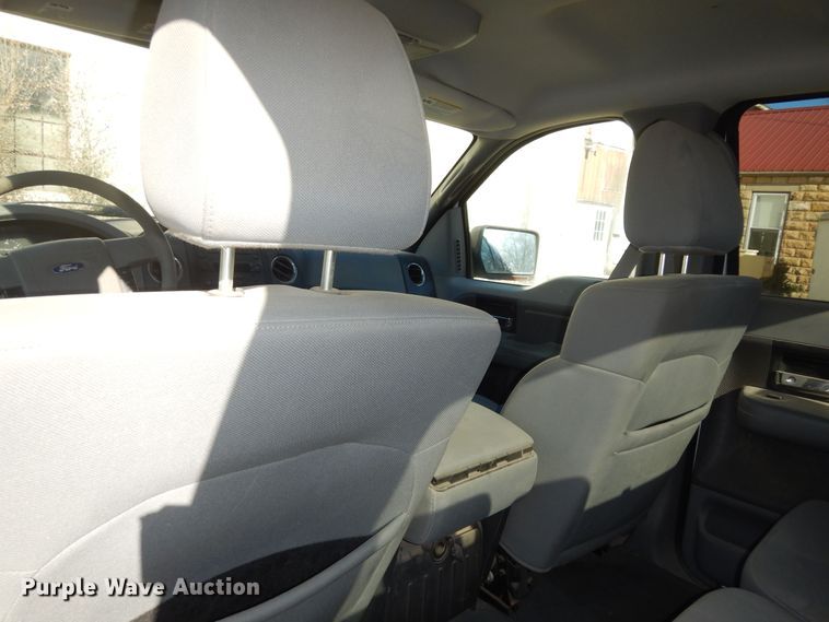 image for item DI6864 2005 Ford F150  SuperCrew pickup truck