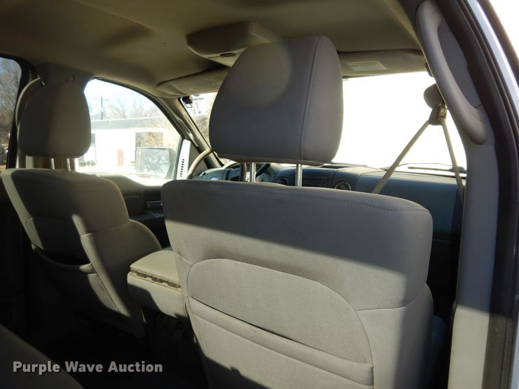 image for item DI6864 2005 Ford F150  SuperCrew pickup truck