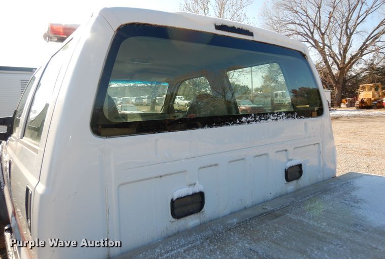 image for item DI6902 2008 Ford F550 Super Duty XL  Crew Cab flatbed truck