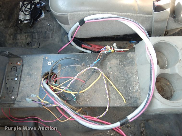 image for item DI6902 2008 Ford F550 Super Duty XL  Crew Cab flatbed truck