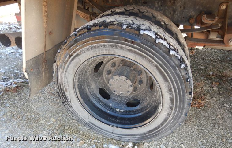 image for item DI6902 2008 Ford F550 Super Duty XL  Crew Cab flatbed truck