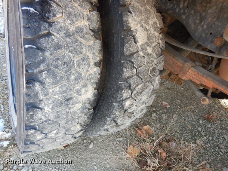 image for item DI6902 2008 Ford F550 Super Duty XL  Crew Cab flatbed truck