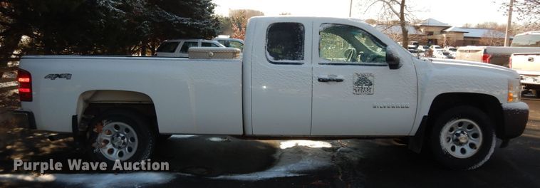 image for item DI6903 2010 Chevrolet Silverado 1500  Ext. Cab pickup truck