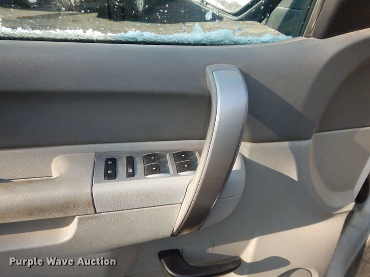 image for item DI6903 2010 Chevrolet Silverado 1500  Ext. Cab pickup truck