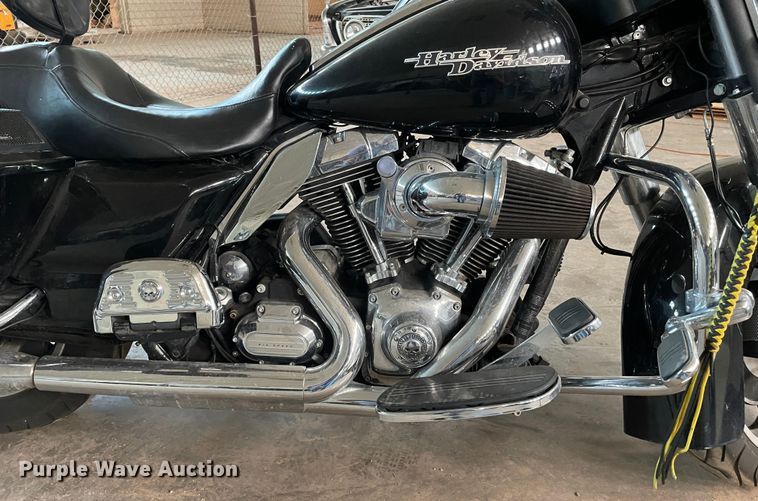 image for item DJ5246 2011 Harley Davidson FLHXI Street Glide  motorcycle