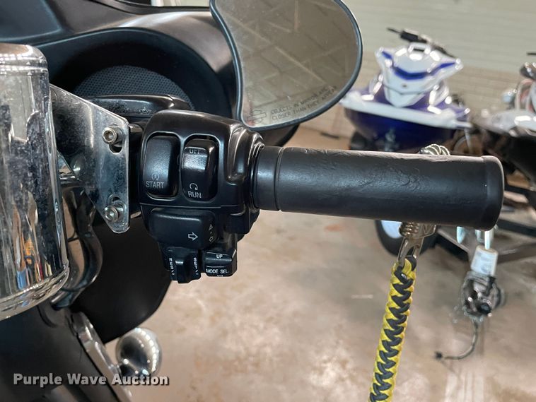 image for item DJ5246 2011 Harley Davidson FLHXI Street Glide  motorcycle