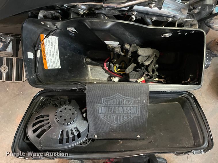 image for item DJ5246 2011 Harley Davidson FLHXI Street Glide  motorcycle