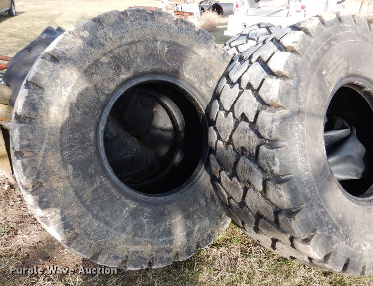 image for item DK2067 (3) Titan MXL 20.5R25 tires