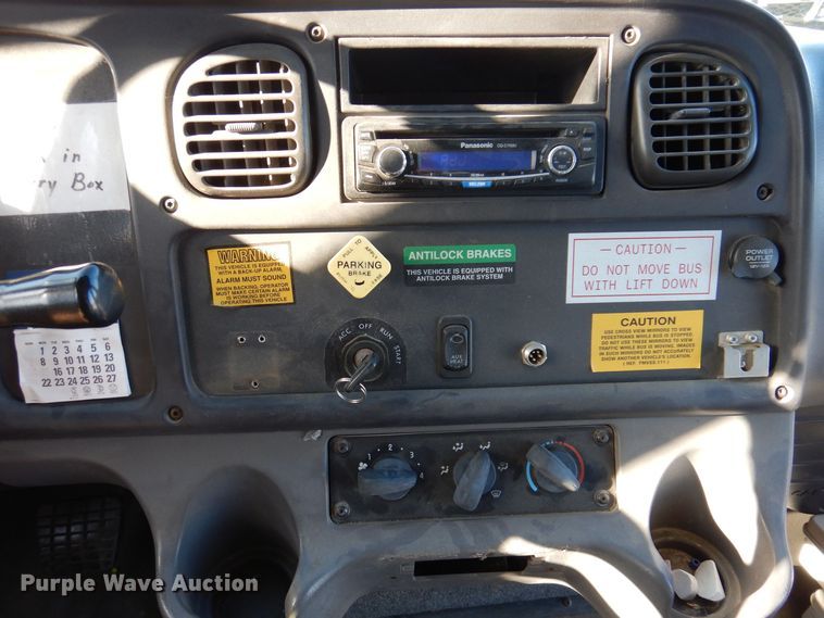 image for item DK2068 2008 Freightliner 310TS  school bus