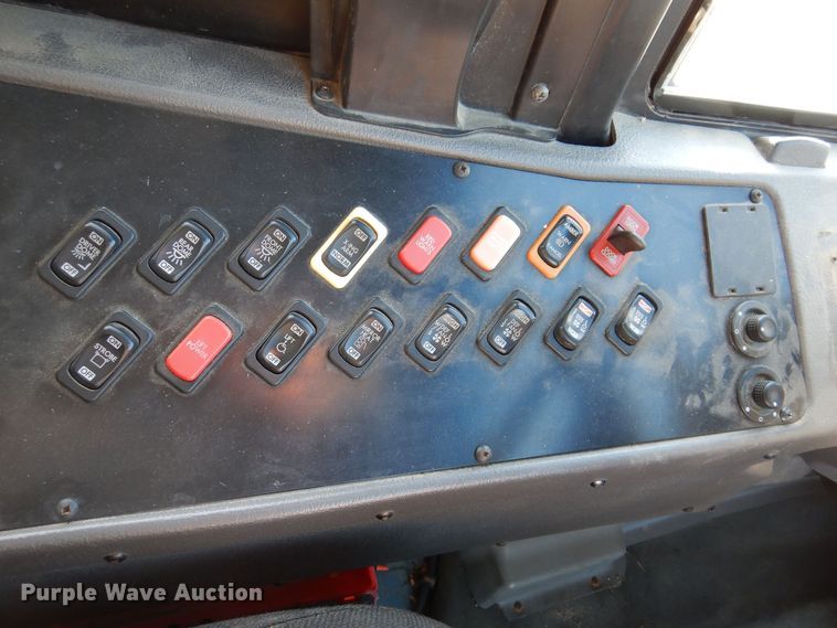 image for item DK2068 2008 Freightliner 310TS  school bus