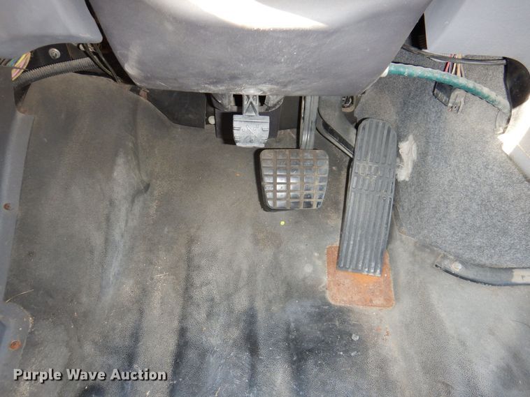 image for item DK2068 2008 Freightliner 310TS  school bus