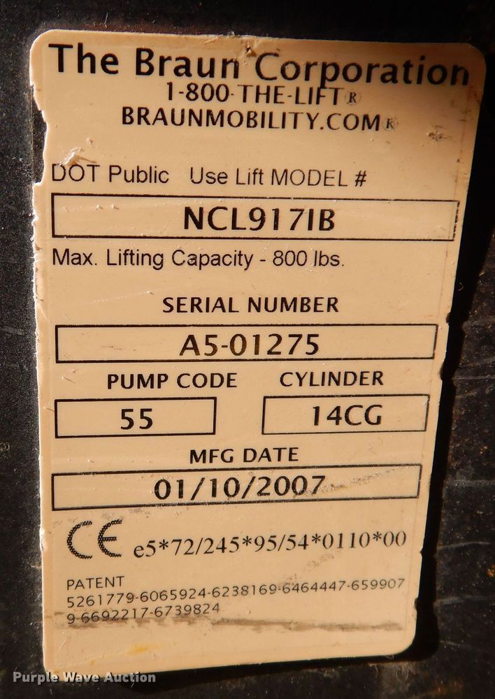 image for item DK2068 2008 Freightliner 310TS  school bus