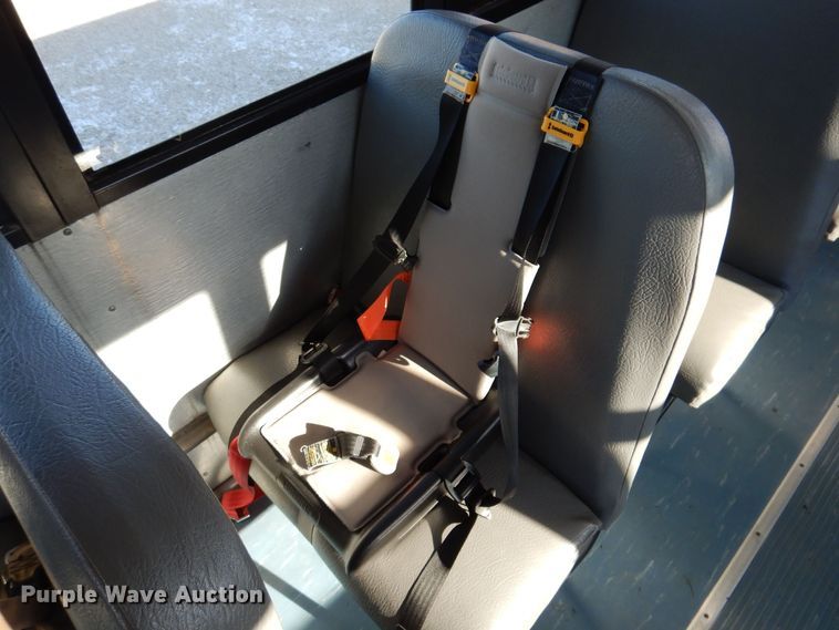 image for item DK2068 2008 Freightliner 310TS  school bus