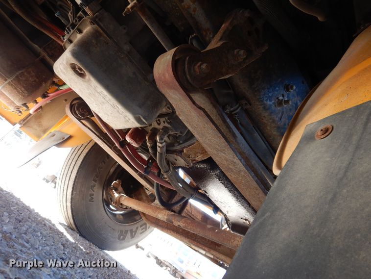 image for item DK2068 2008 Freightliner 310TS  school bus