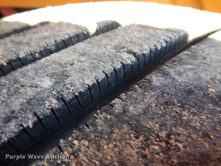 image for item DK2068 2008 Freightliner 310TS  school bus