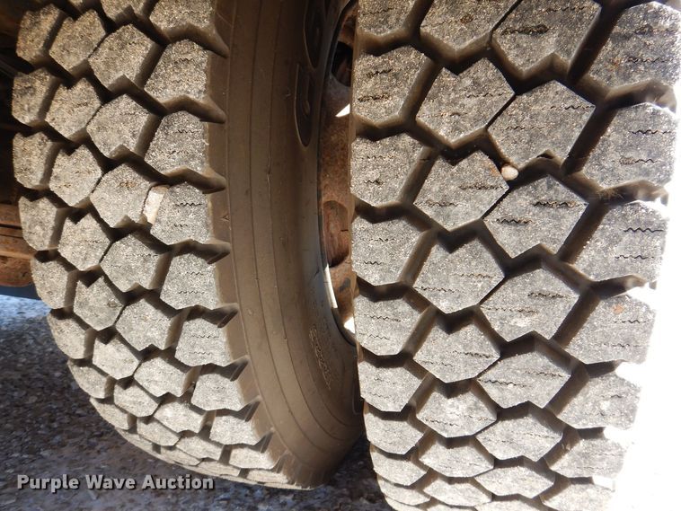 image for item DK2068 2008 Freightliner 310TS  school bus