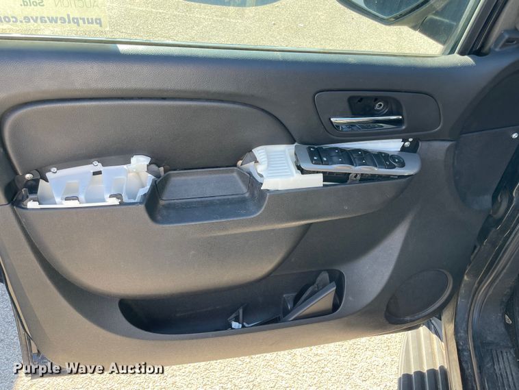 image for item DL0715 2011 Chevrolet Tahoe Police  SUV