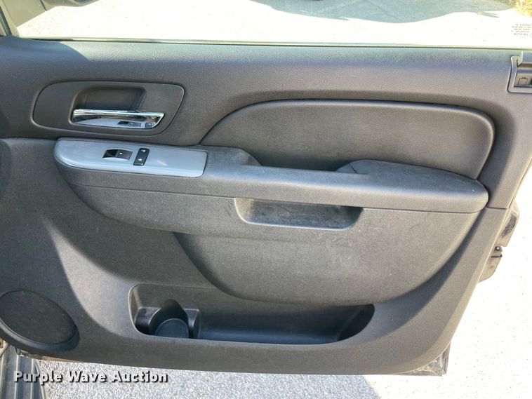 image for item DL0715 2011 Chevrolet Tahoe Police  SUV