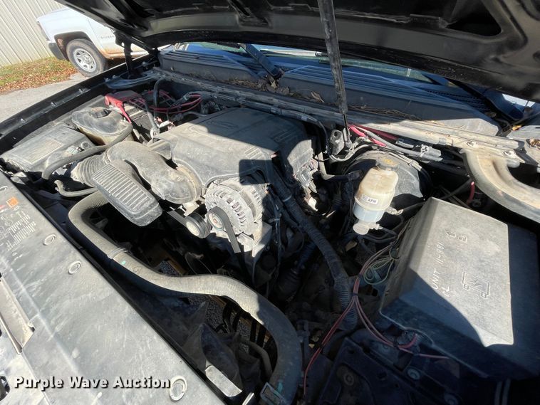 image for item DL0715 2011 Chevrolet Tahoe Police  SUV