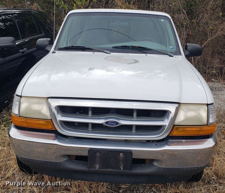 image for item DM4920 2000 Ford Ranger  SuperCab pickup truck